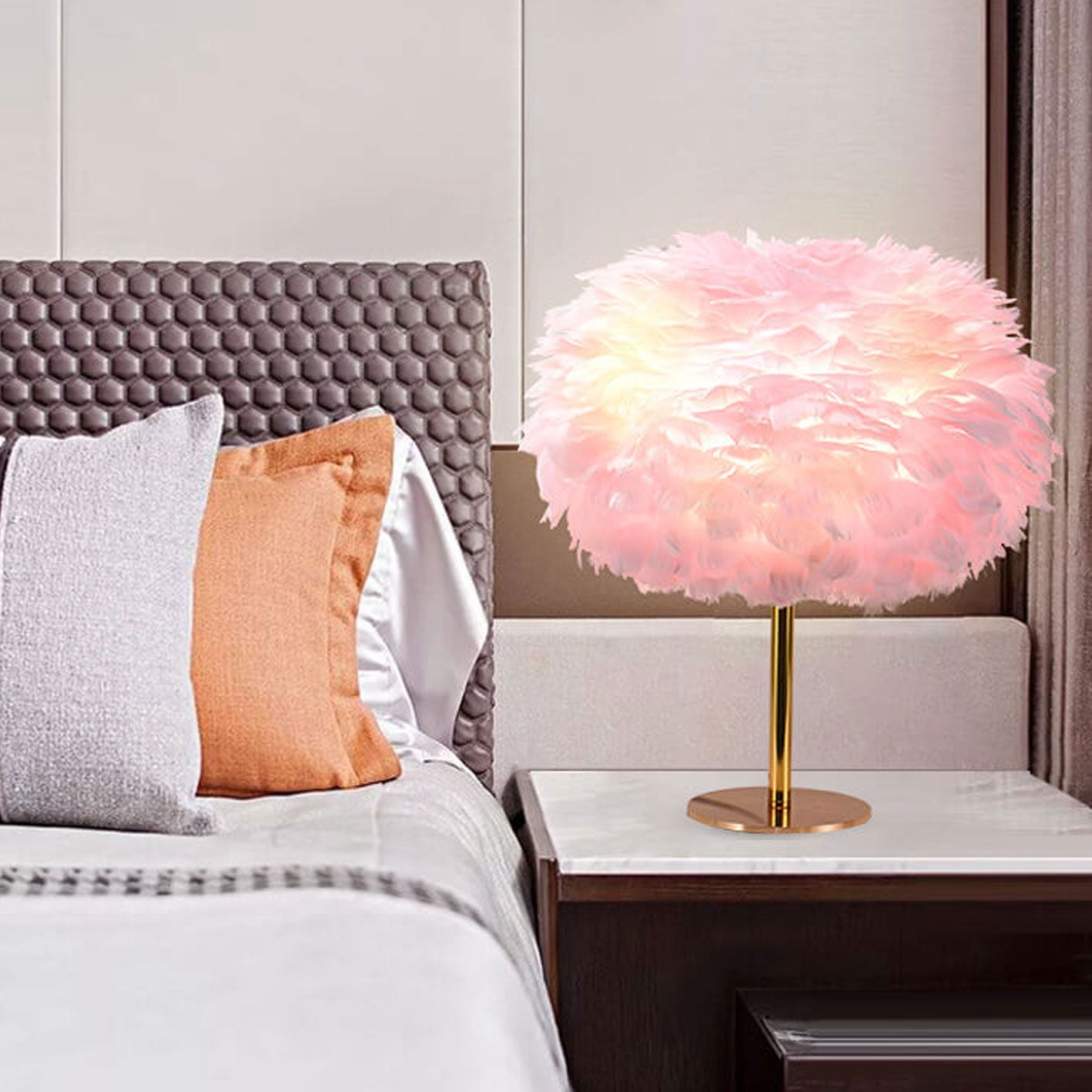 Goose Feather Round Iron Table Lamp