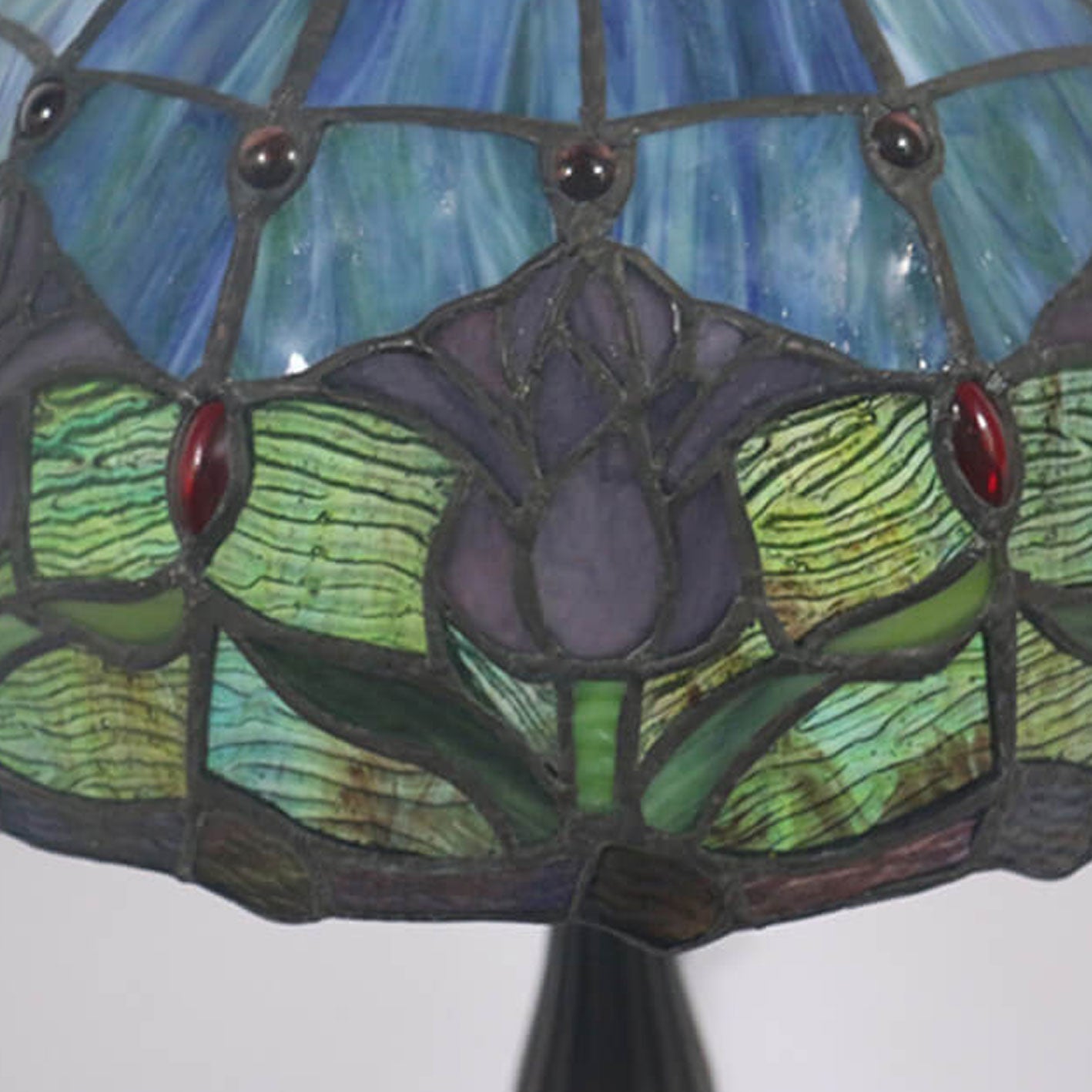 Tulip Stained Glass Dome Table Lamp
