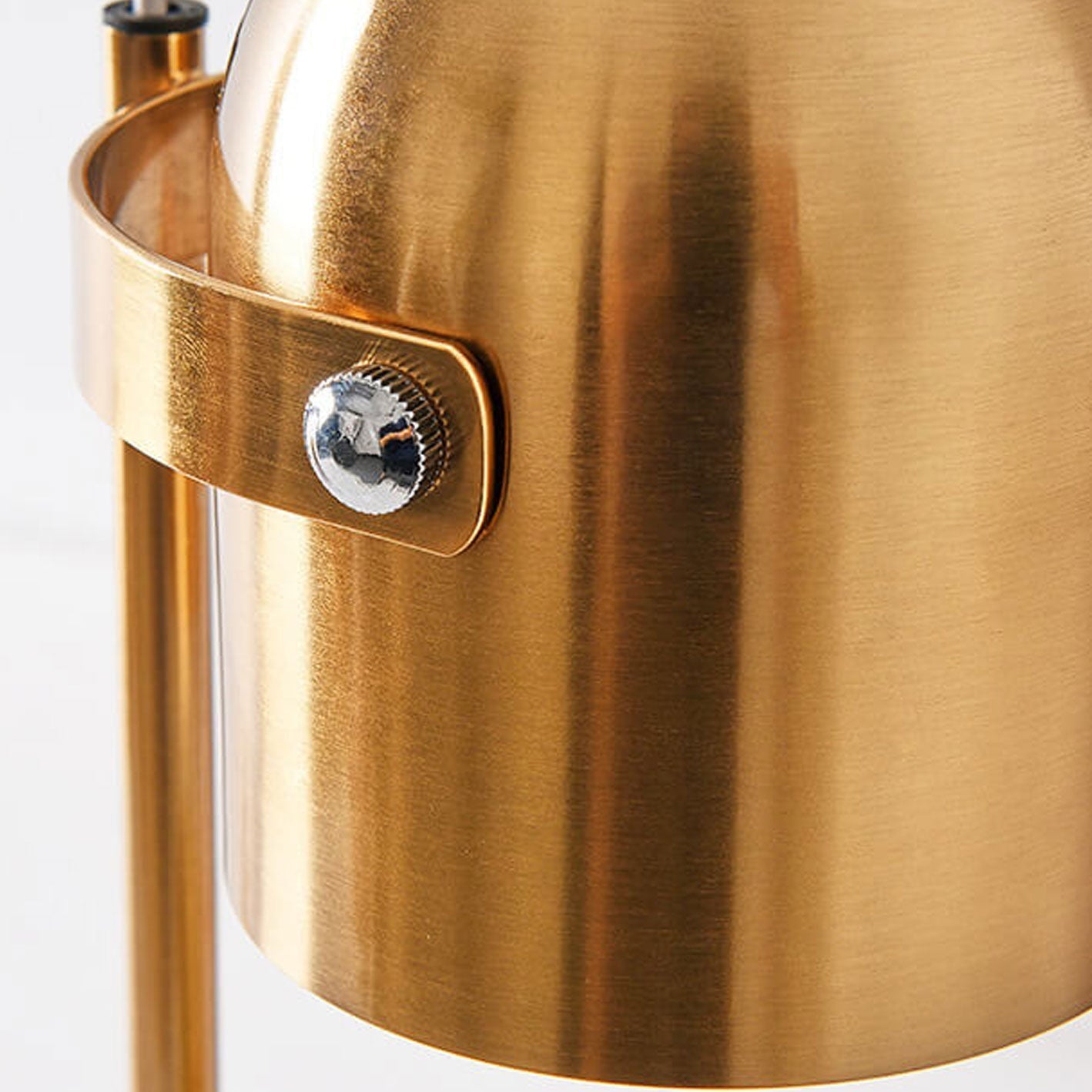 Metal Cylindrical Aromatherapy Melting Table Lamp