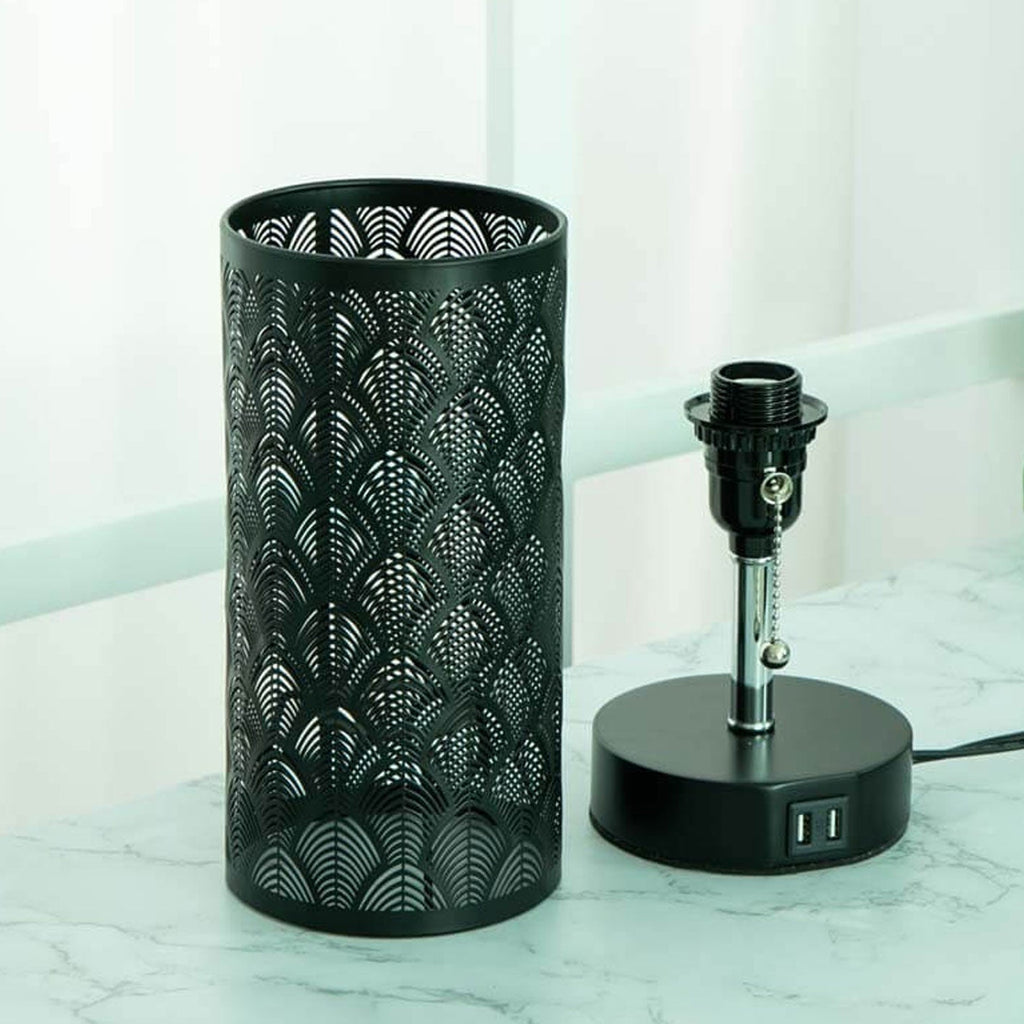 Column Hollow Iron Fabric Table Lamp