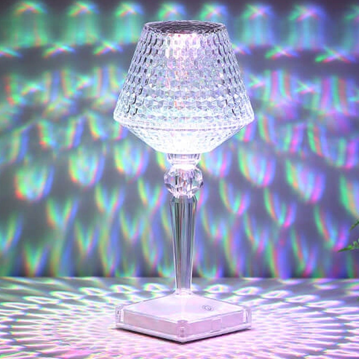 Acrylic Diamond Wine Glass Table Lamp