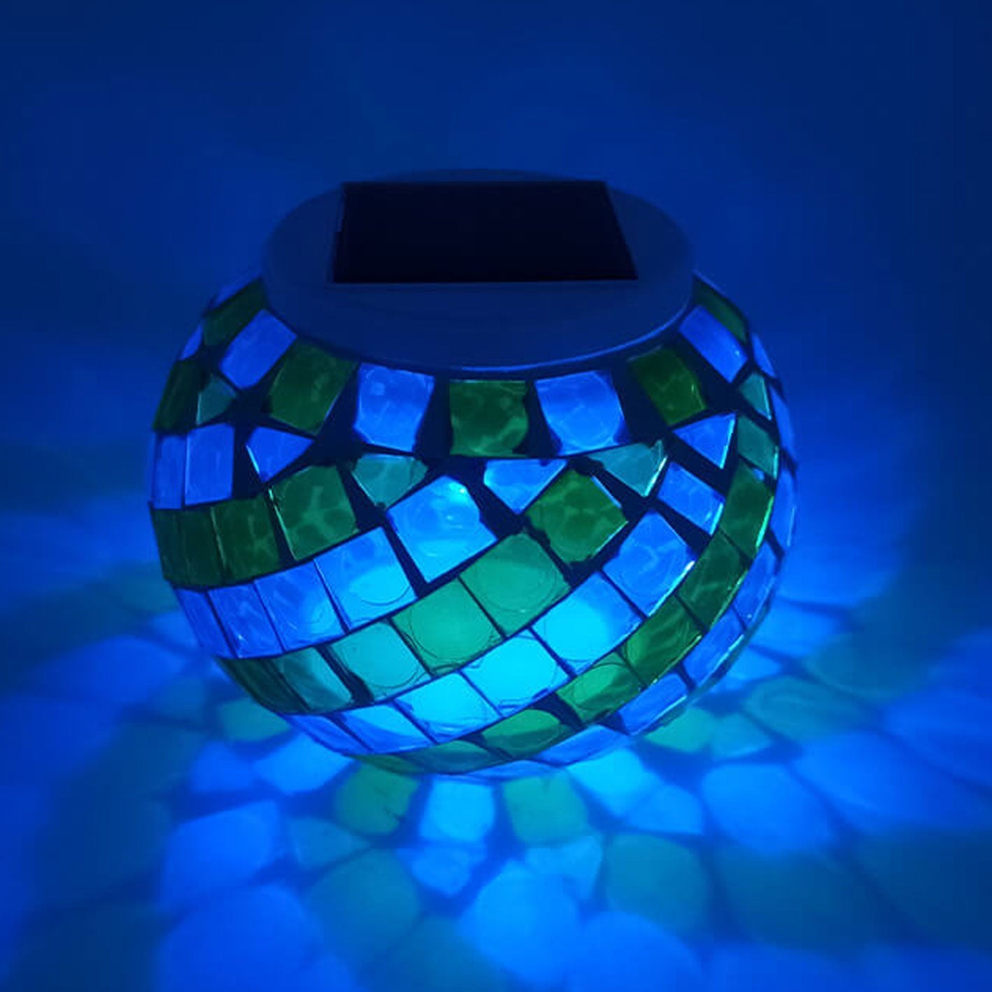 Stained Glass Spiral Pattern Outdoor Light