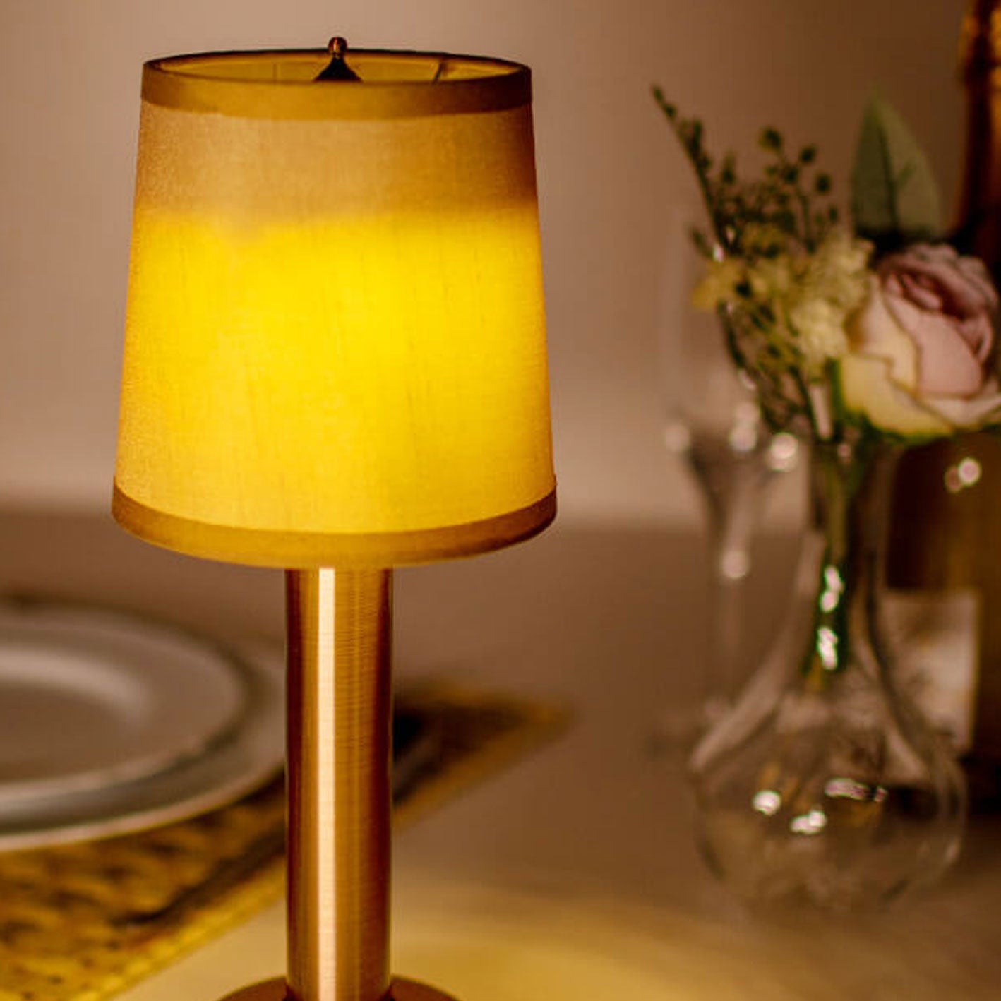 Linen Iron Rechargeable Table Lamp