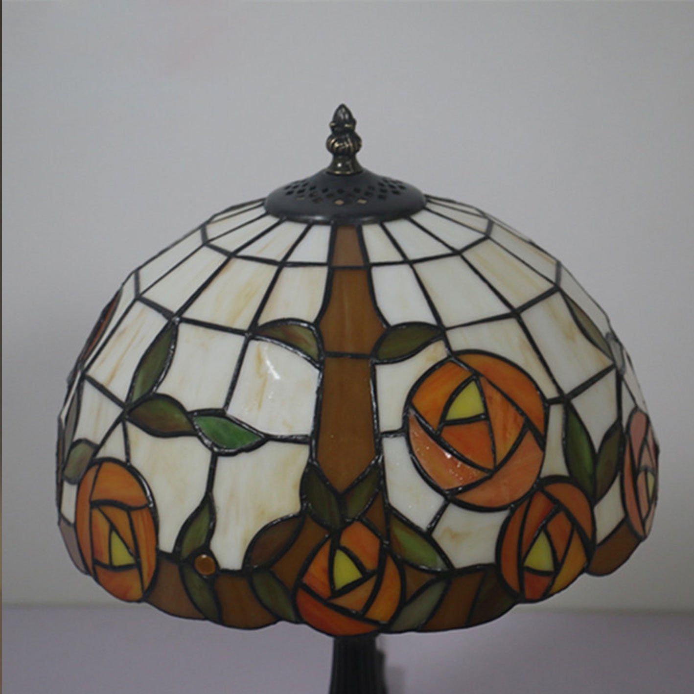 Zinc Alloy Color Table Lamp