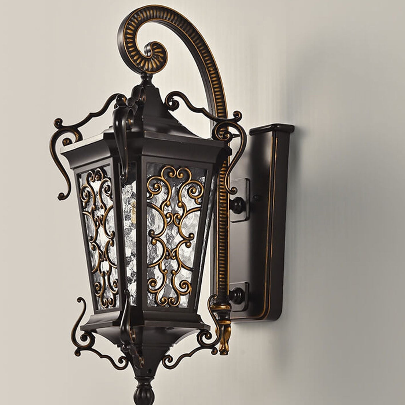 Palace Outdoor Light