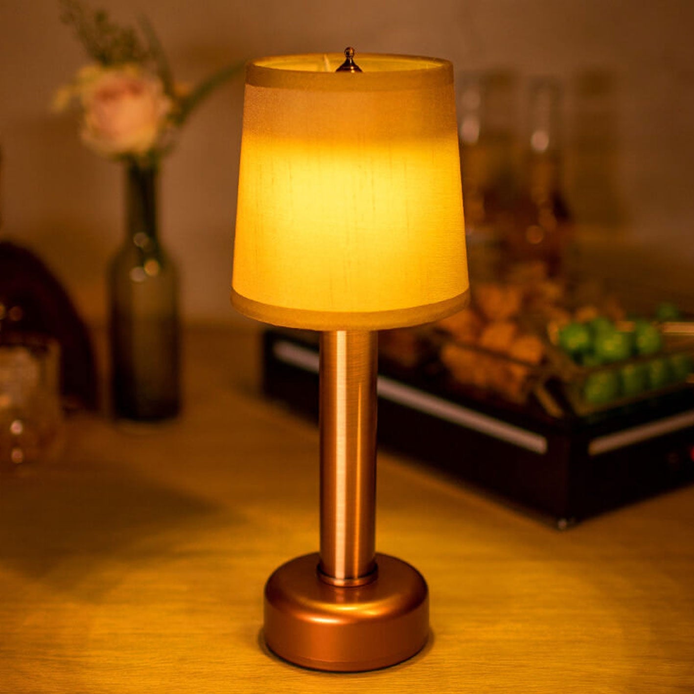 Linen Iron Rechargeable Table Lamp