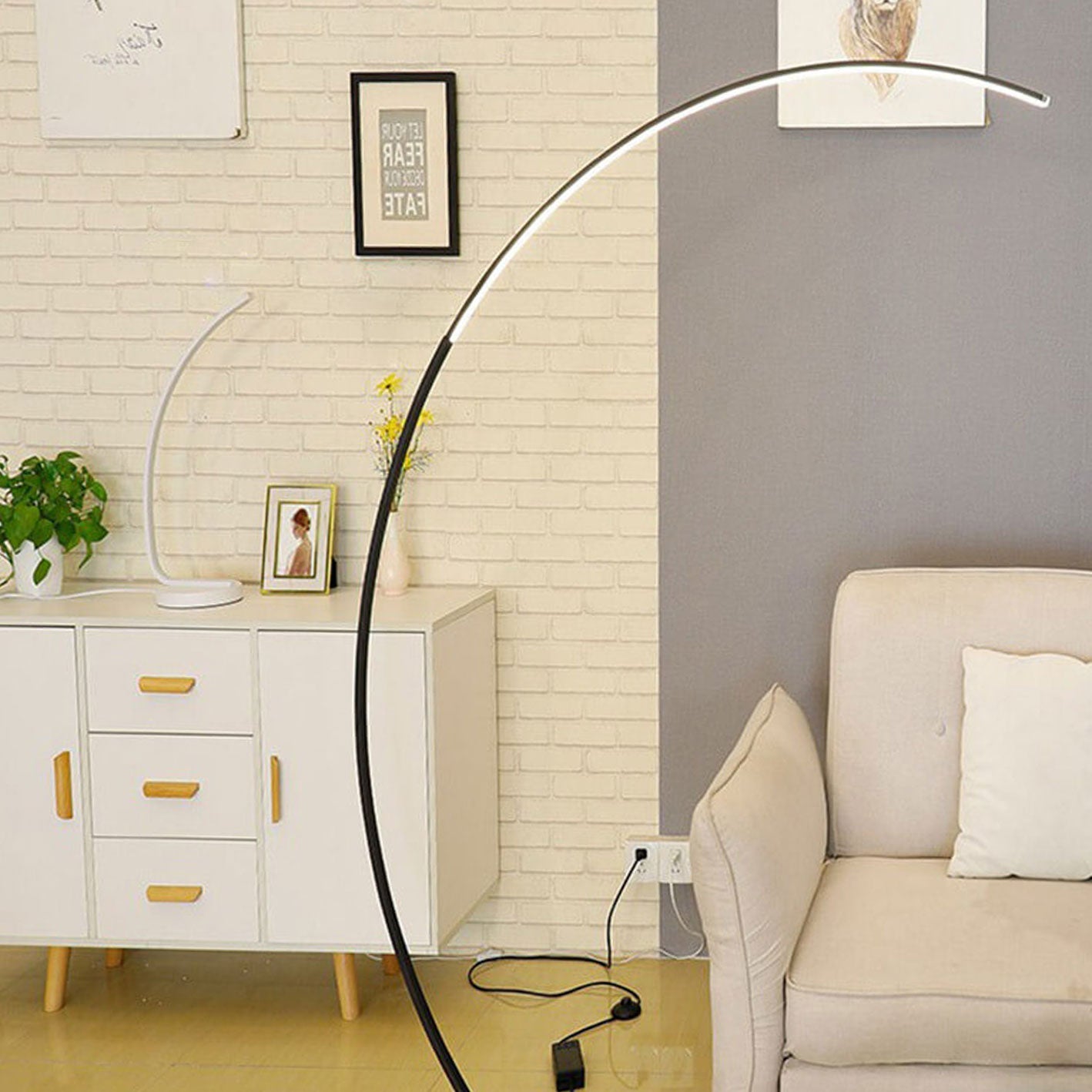 Minimalist Curved Line Aluminum Floor Lamp