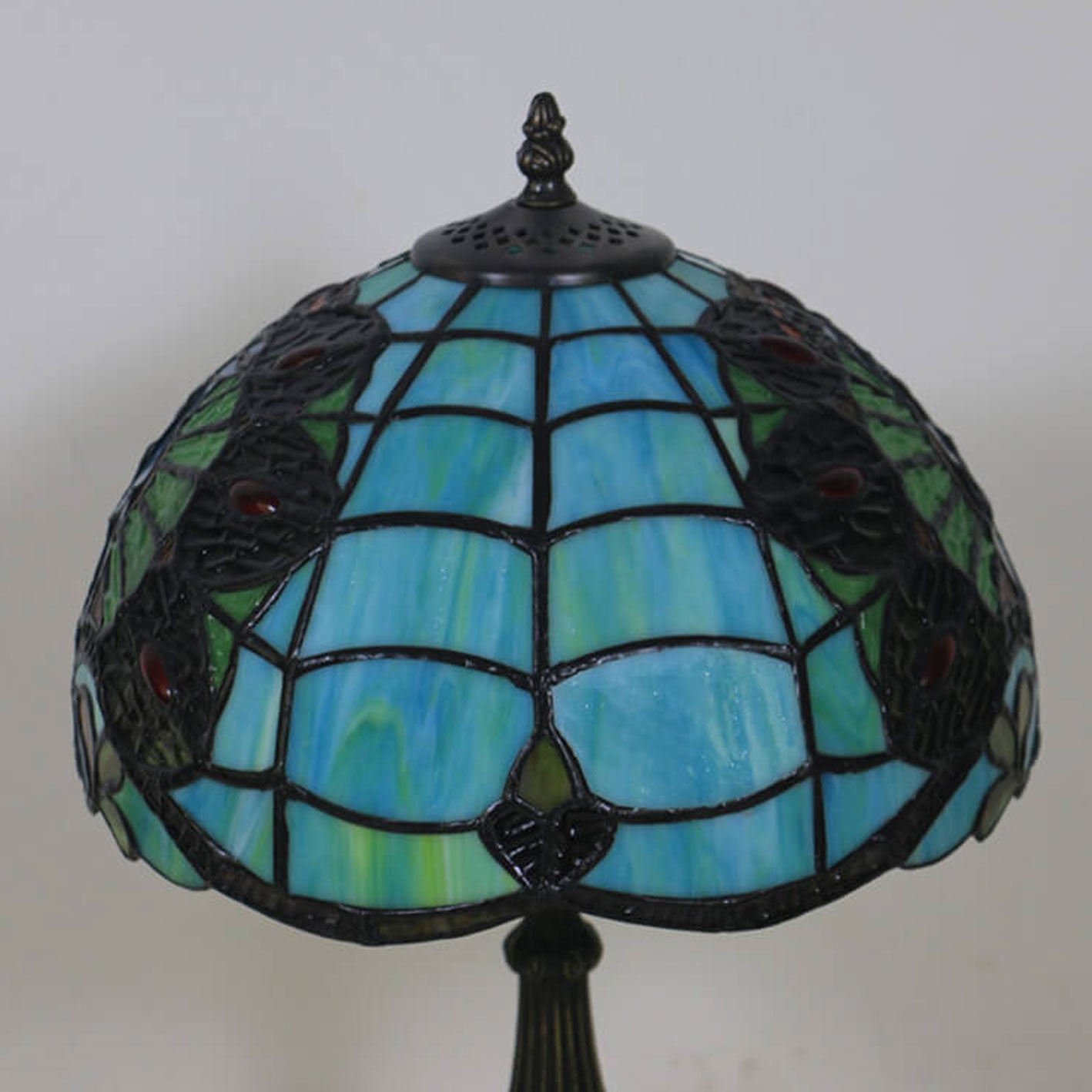Green Peacock Stained Glass Table Lamp