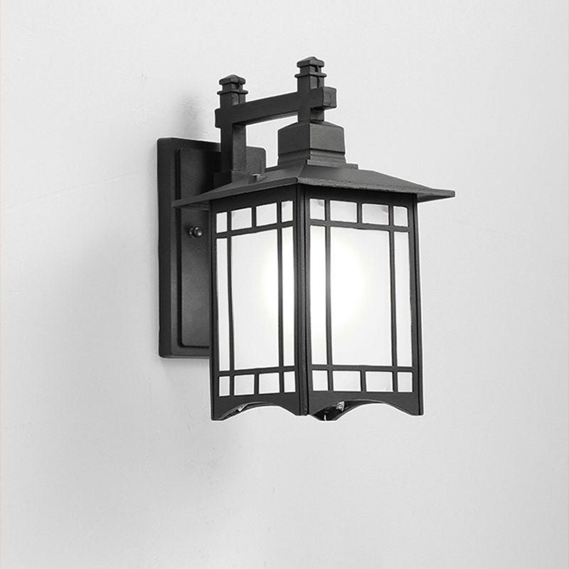 Lantern Shaped Aluminum Glass Outdoor Light