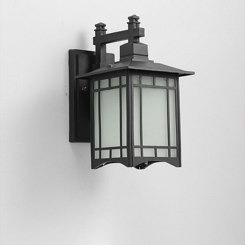 Lantern Shaped Aluminum Glass Outdoor Light