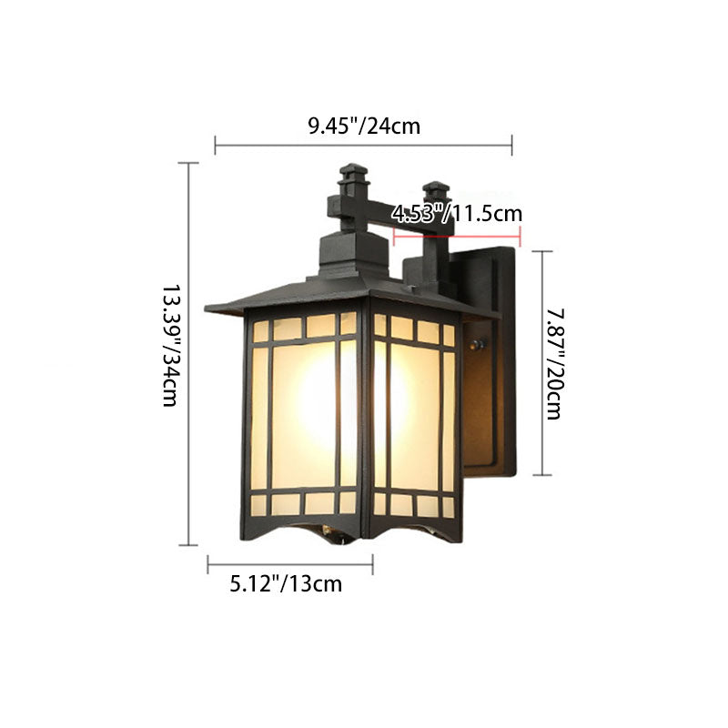 Lantern Shaped Aluminum Glass Outdoor Light