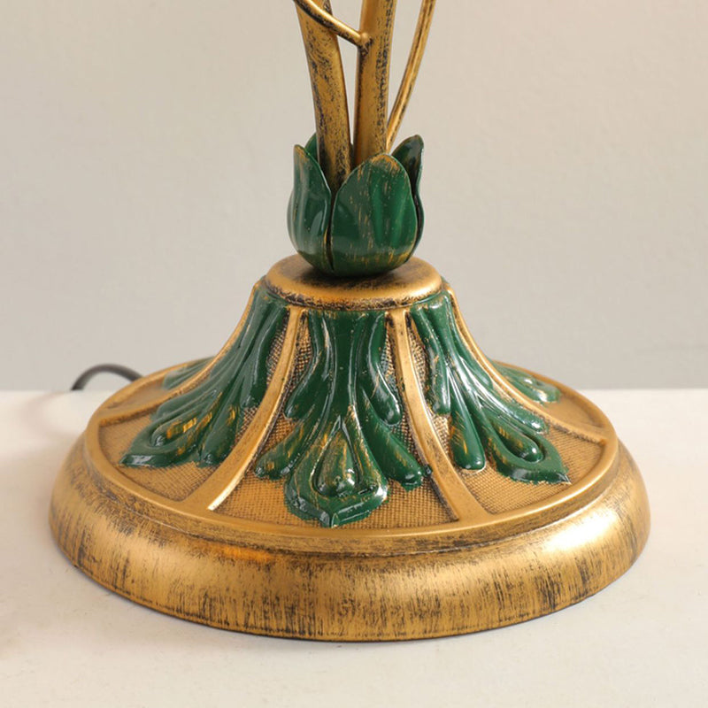 Double-Headed Flower Vine Iron 2-Light Table Lamp