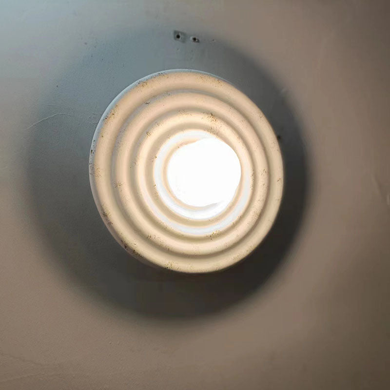 Round Corrugated Resin Glass Wall Lamp