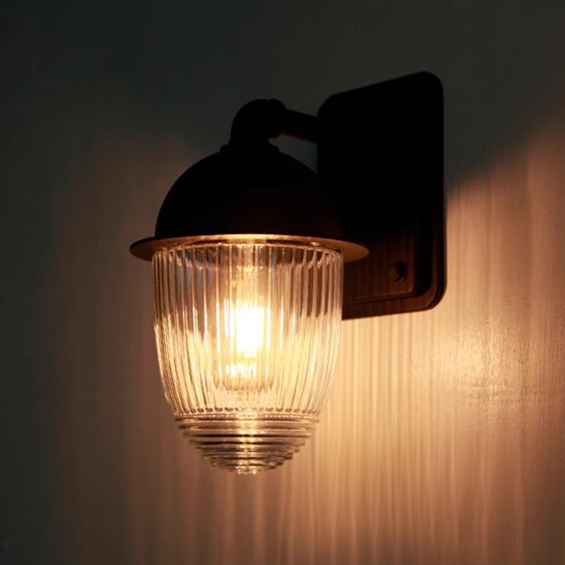Nut-Shaped Aluminum Glass Gardens Outdoor Light