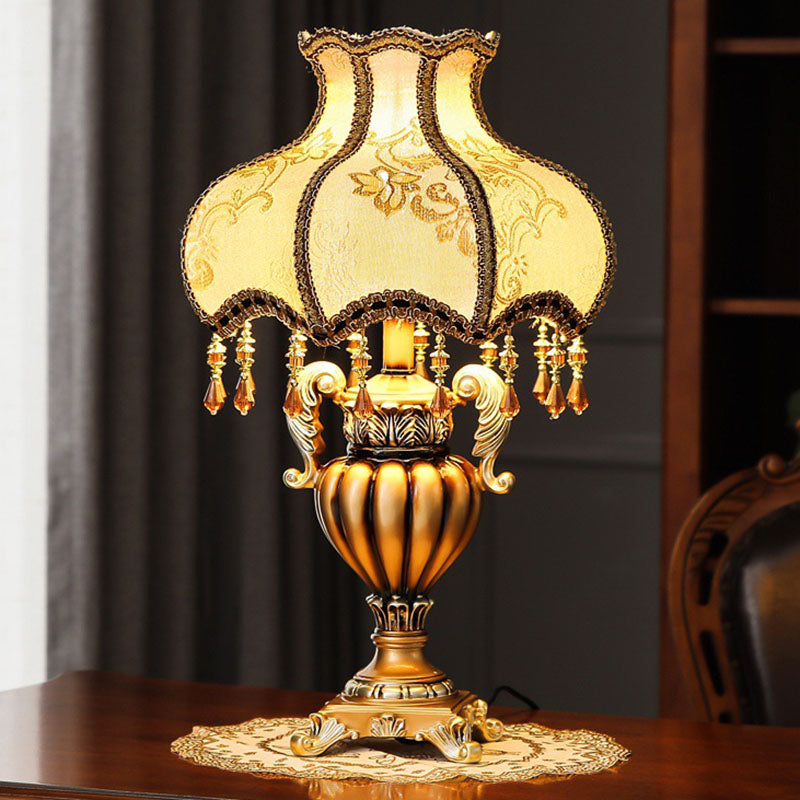Flower-Shaped Cylindrical Metal Resin Table Lamp