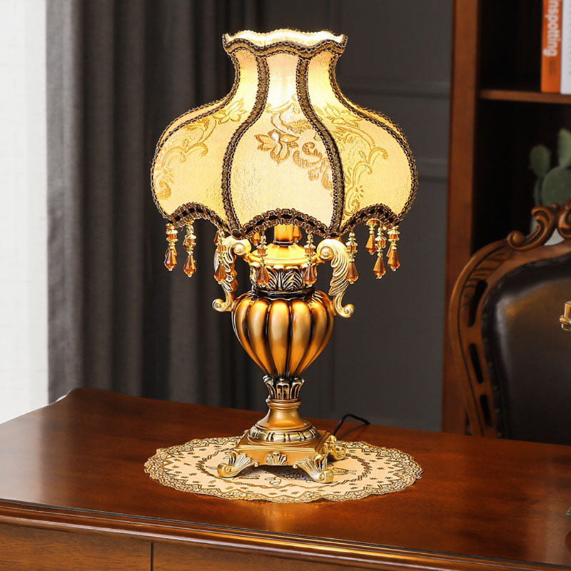 Flower-Shaped Cylindrical Metal Resin Table Lamp