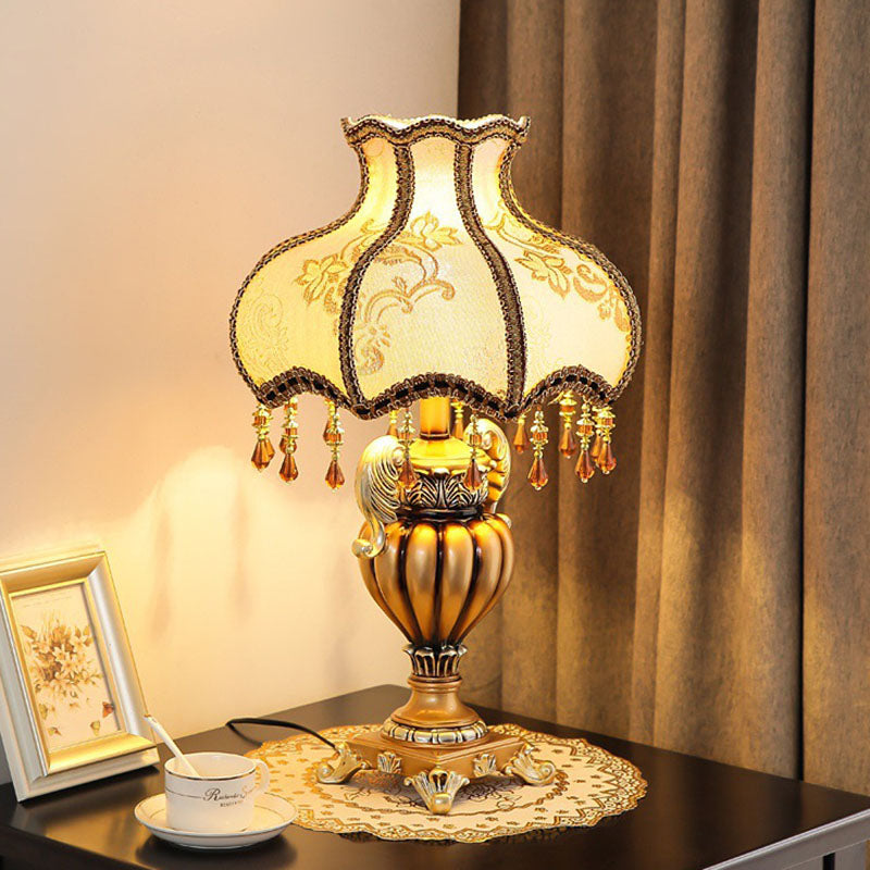 Flower-Shaped Cylindrical Metal Resin Table Lamp