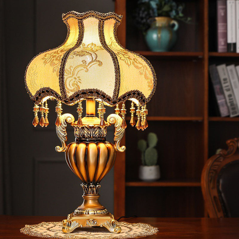 Flower-Shaped Cylindrical Metal Resin Table Lamp