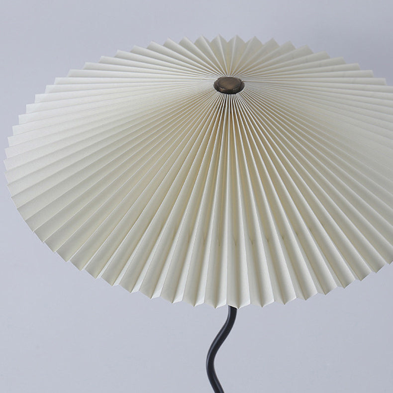 Fabric Iron Umbrella Living Floor Lamp