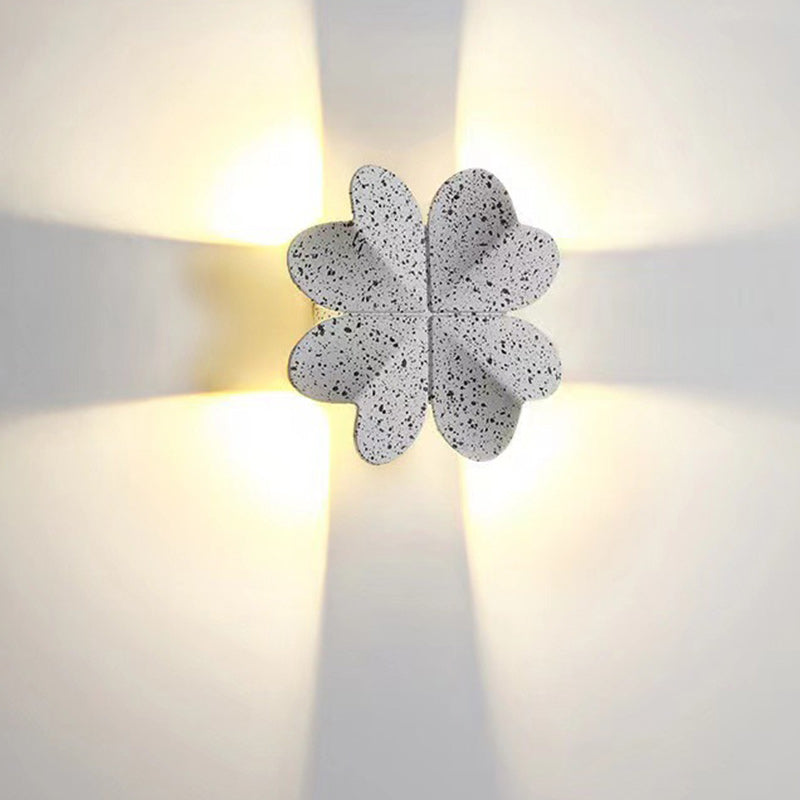 Four Leaf Clover Aluminum Outdoor Light