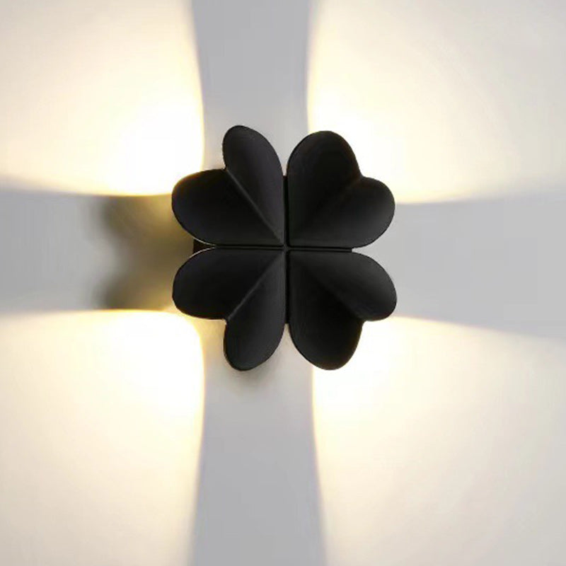 Four Leaf Clover Aluminum Outdoor Light