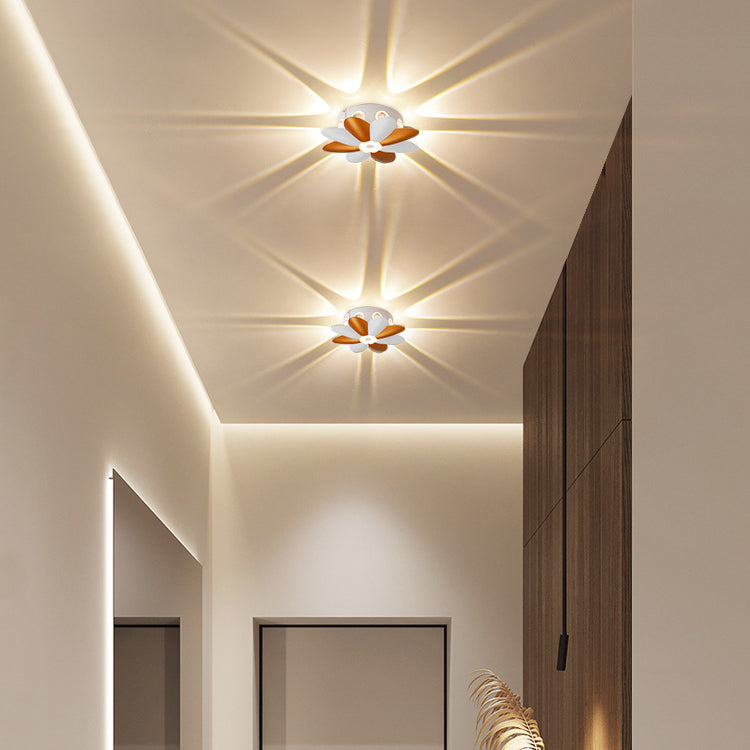 Plum Blossom Aluminum Hallways Wall Lamp