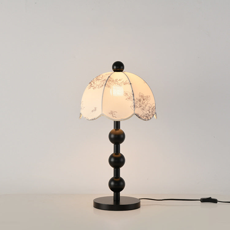 Leaves Print Umbrella Oak Table Lamp