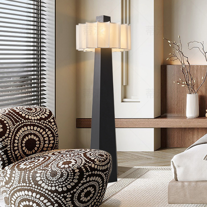 Traditional Japanese Fabric Lampshade 4-Light Floor Lamp