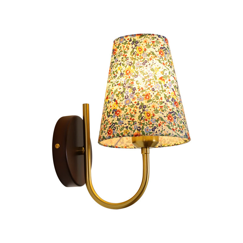 Flower Pattern Solid Wood Wall Lamp