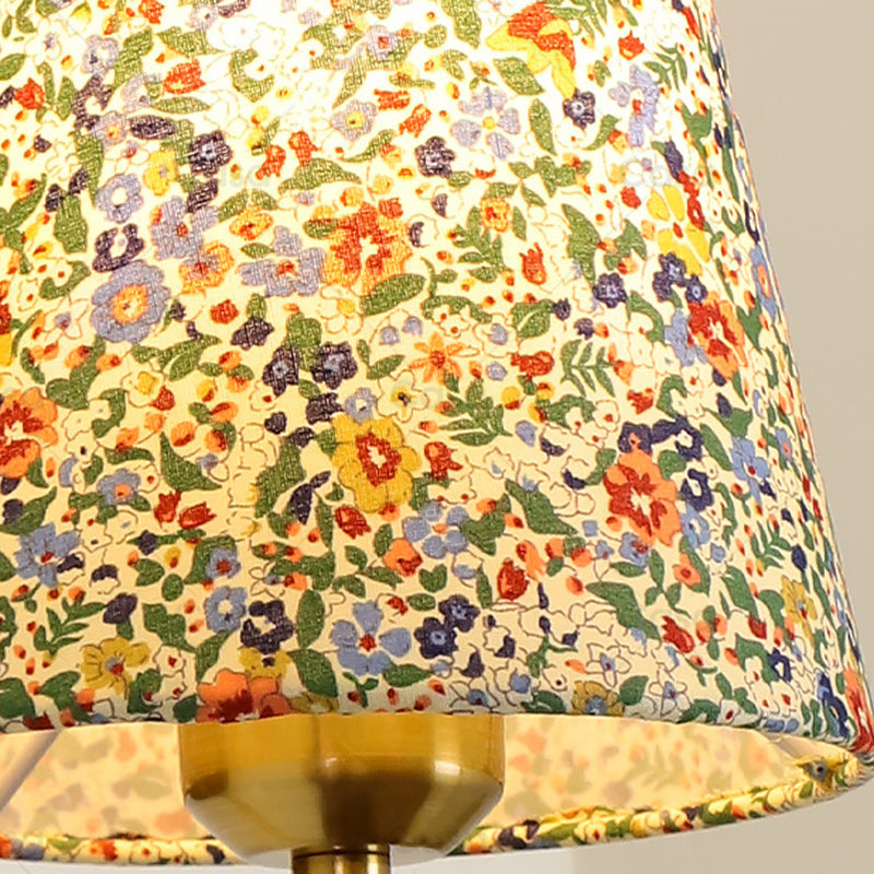 Flower Pattern Solid Wood Wall Lamp