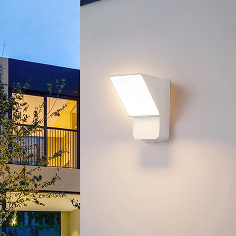 Rotatable Aluminum Lampshade Patio Outdoor Light