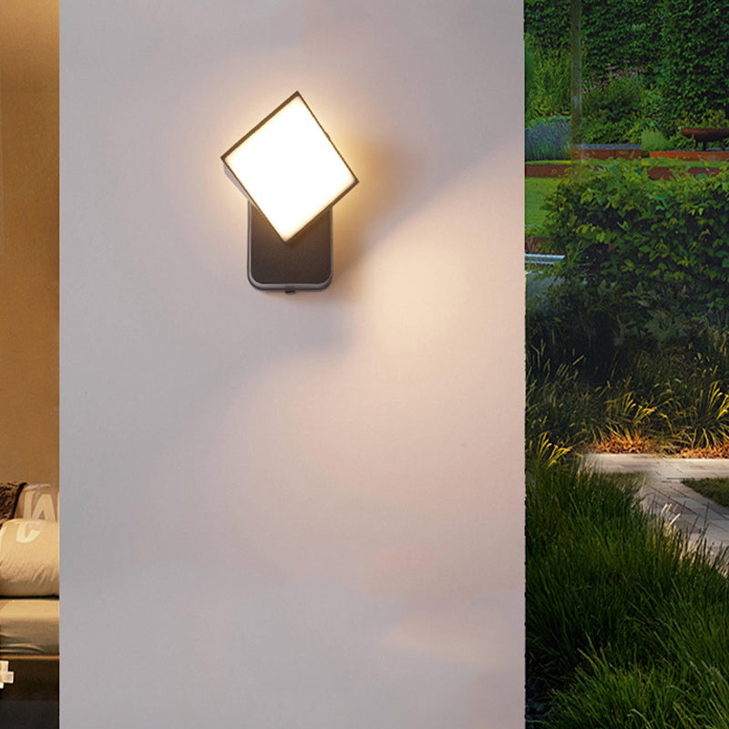Rotatable Aluminum Lampshade Patio Outdoor Light