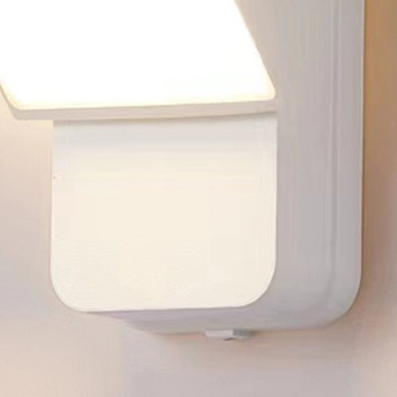 Rotatable Aluminum Lampshade Patio Outdoor Light