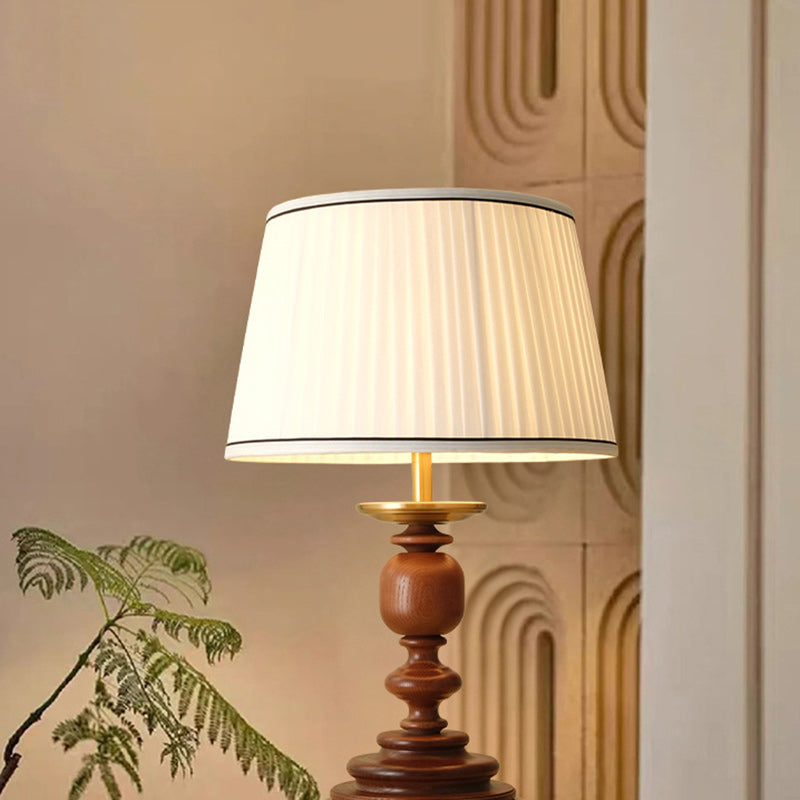 Umbrella Shape Fabric Lampshade Table Lamp