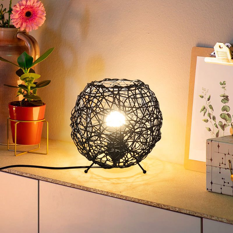 Rattan Weaving Bird's Nest Table Lamp