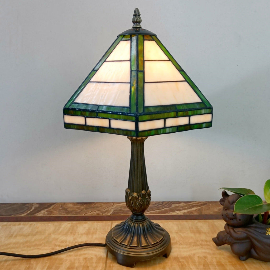 Resin Conical Glass Lampshade Table Lamp