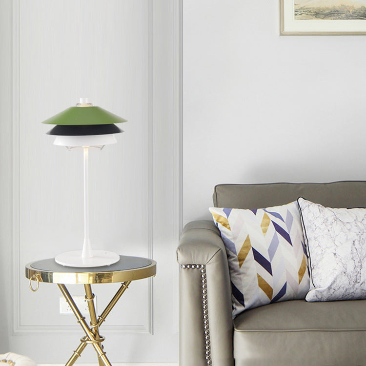 Aluminum Glass Lampshade Living Table Lamp