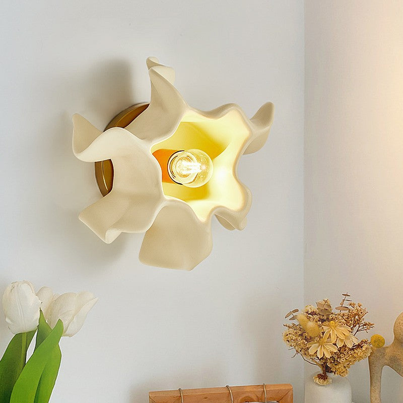 Cream Irregular Petal Iron Wall Lamp