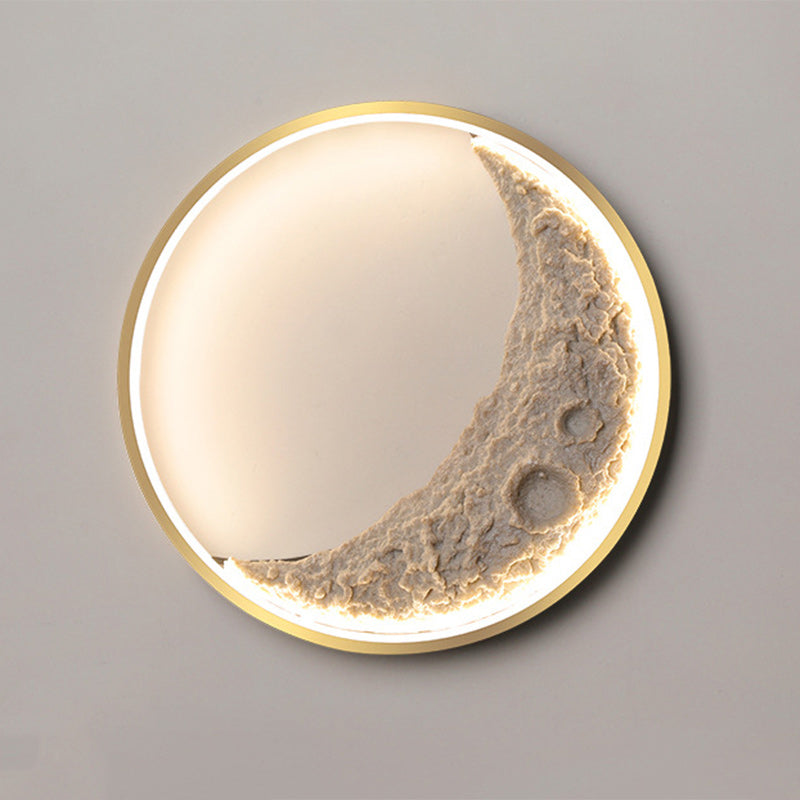 Round Moon Resin Iron Wall Lamp
