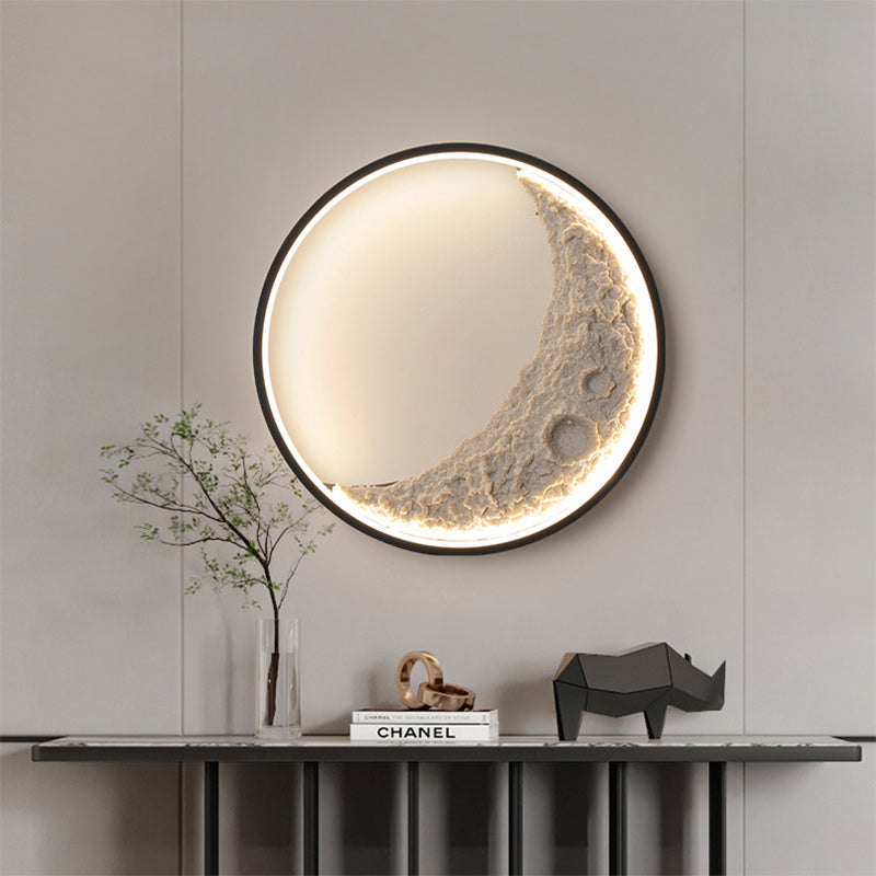 Round Moon Resin Iron Wall Lamp