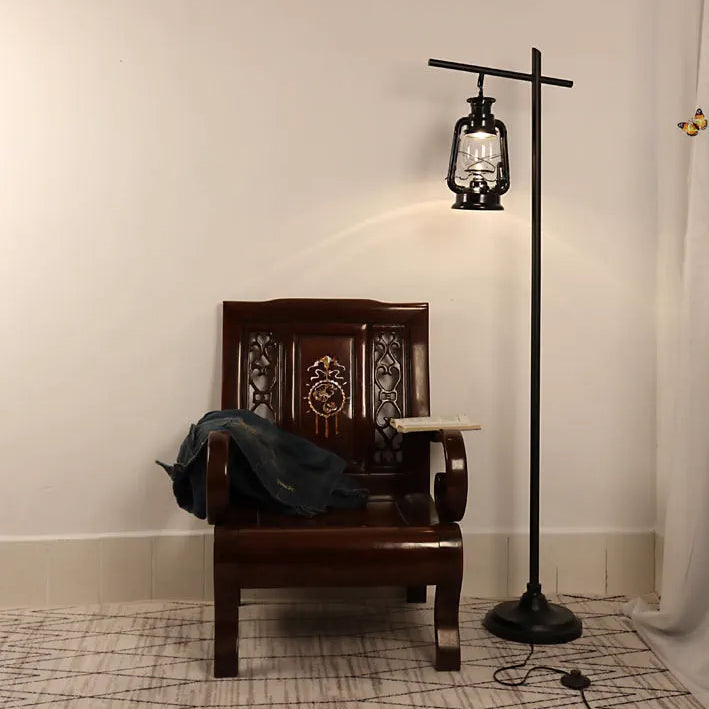 Contemporary Simplicity Shape Iron Floor Lamp