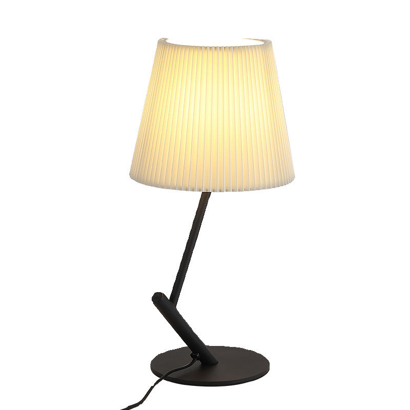 Umbrella Shape Fabric Lampshade Table Lamp