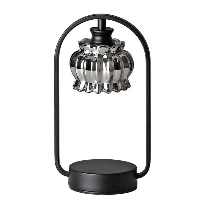 Bud Glass Lampshade Round Table Lamp