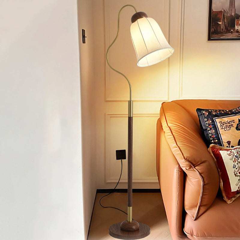 Curve Metal Fabric Lampshade Floor Lamp