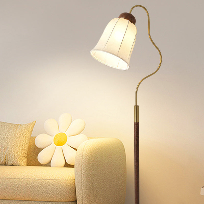 Curve Metal Fabric Lampshade Floor Lamp
