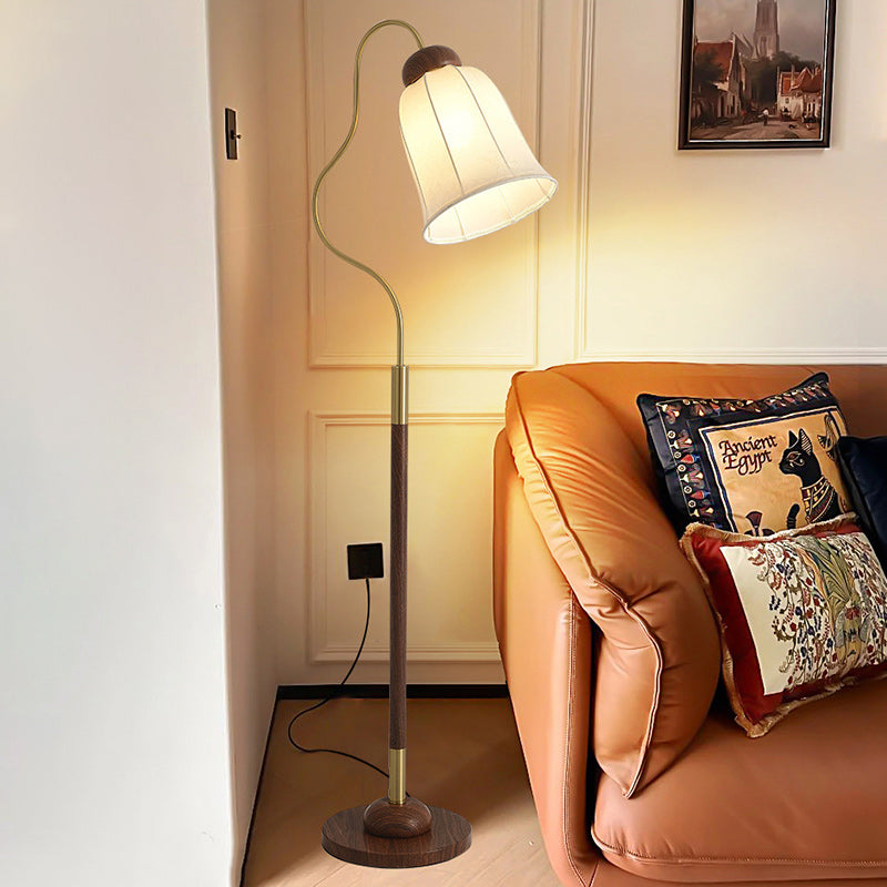 Curve Metal Fabric Lampshade Floor Lamp