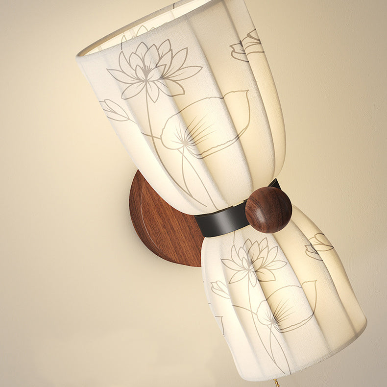 Semicircular Flower Print Iron Wall Lamp