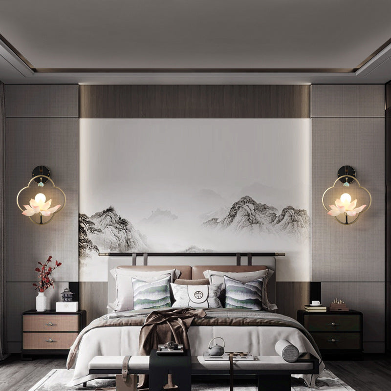 Four Leaf Clover Shape Wall Lamp