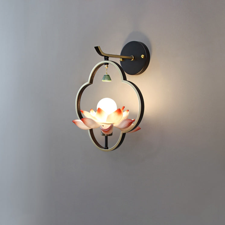 Four Leaf Clover Shape Wall Lamp