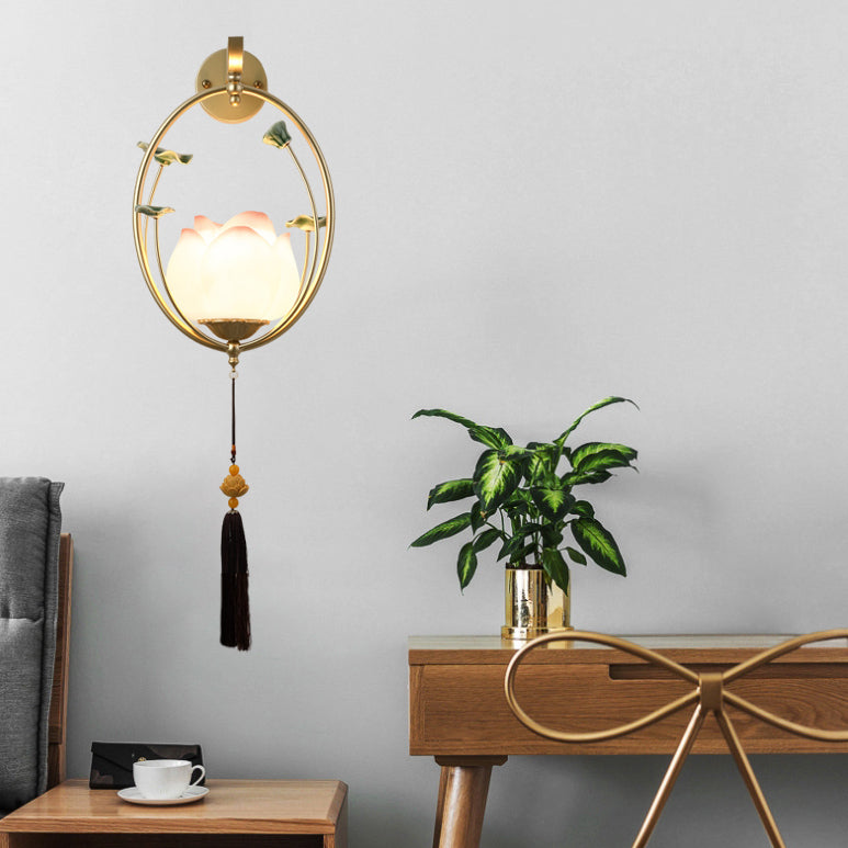Round Lotus Resin Ceramics Wall Lamp